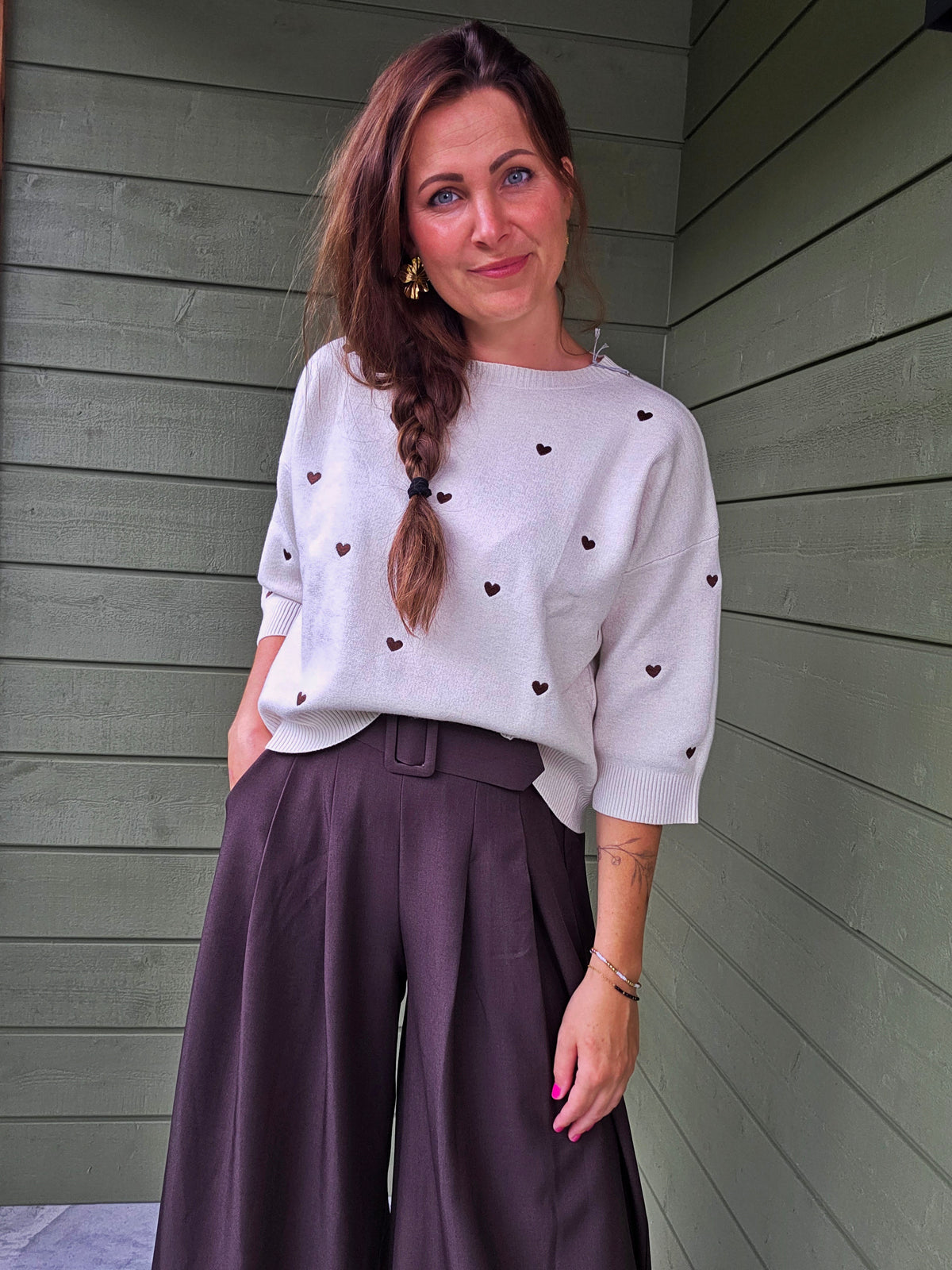 Heart Knit - Beige Trui Met Hartjes