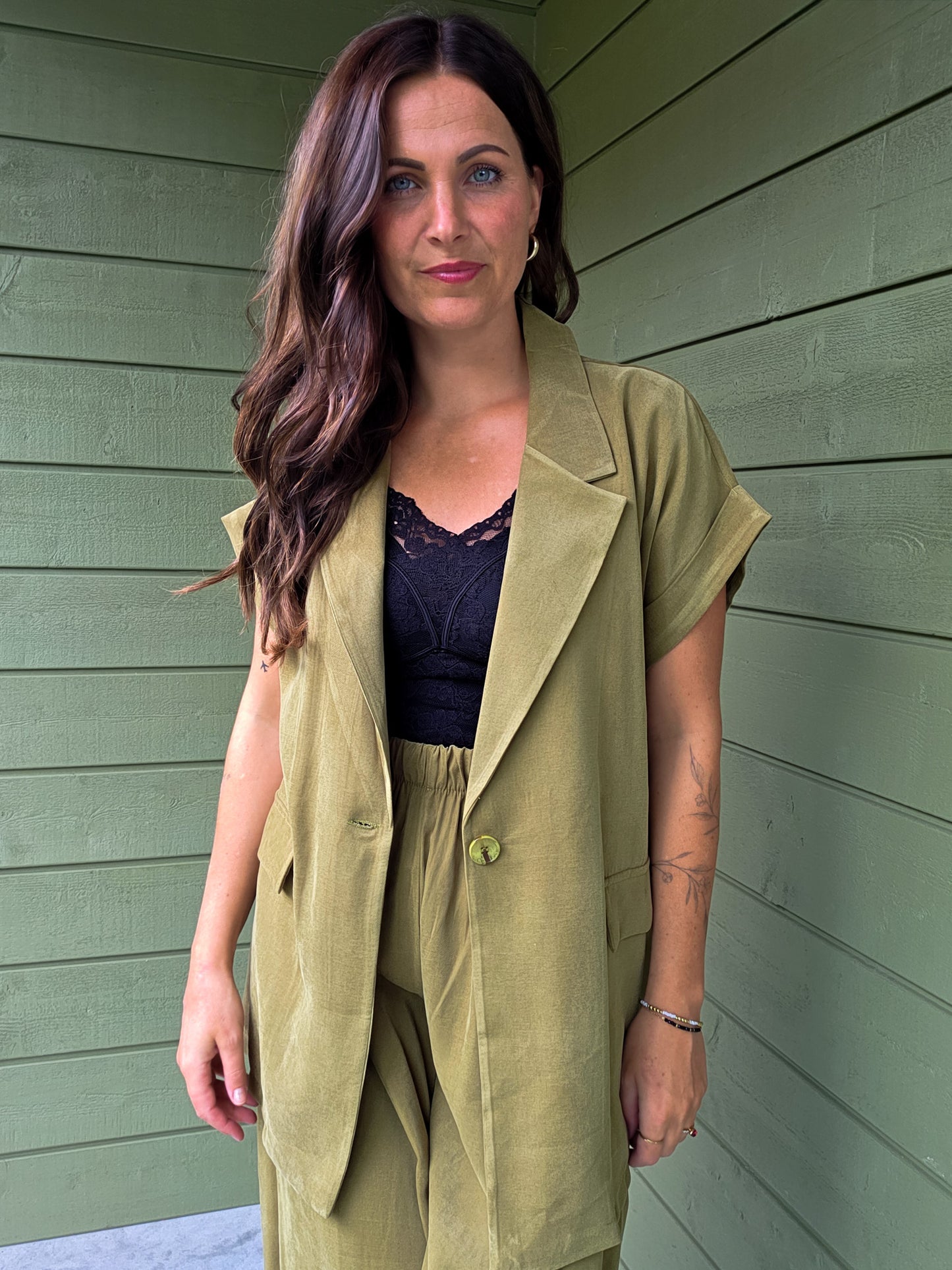 Mouwloze Blazer - Olijfgroen Ambika