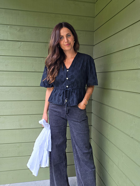 Zwarte Broderie Top