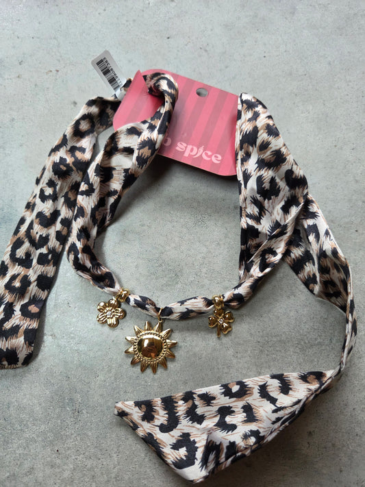 Panterprint Sjaalketting Met Goudkleurige Bedels