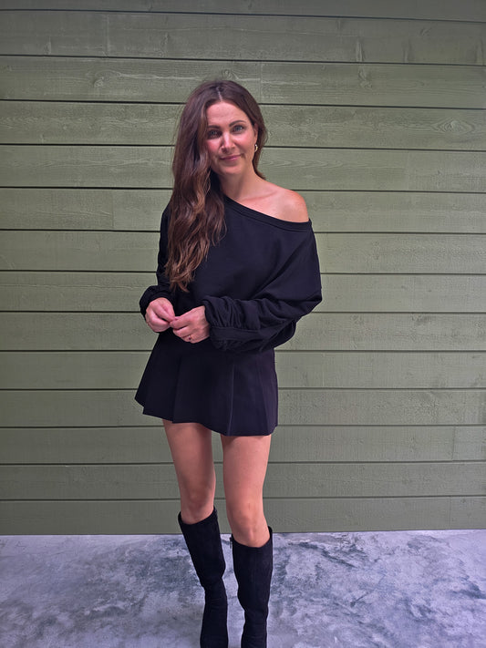 Off-Shoulder Sweather Black