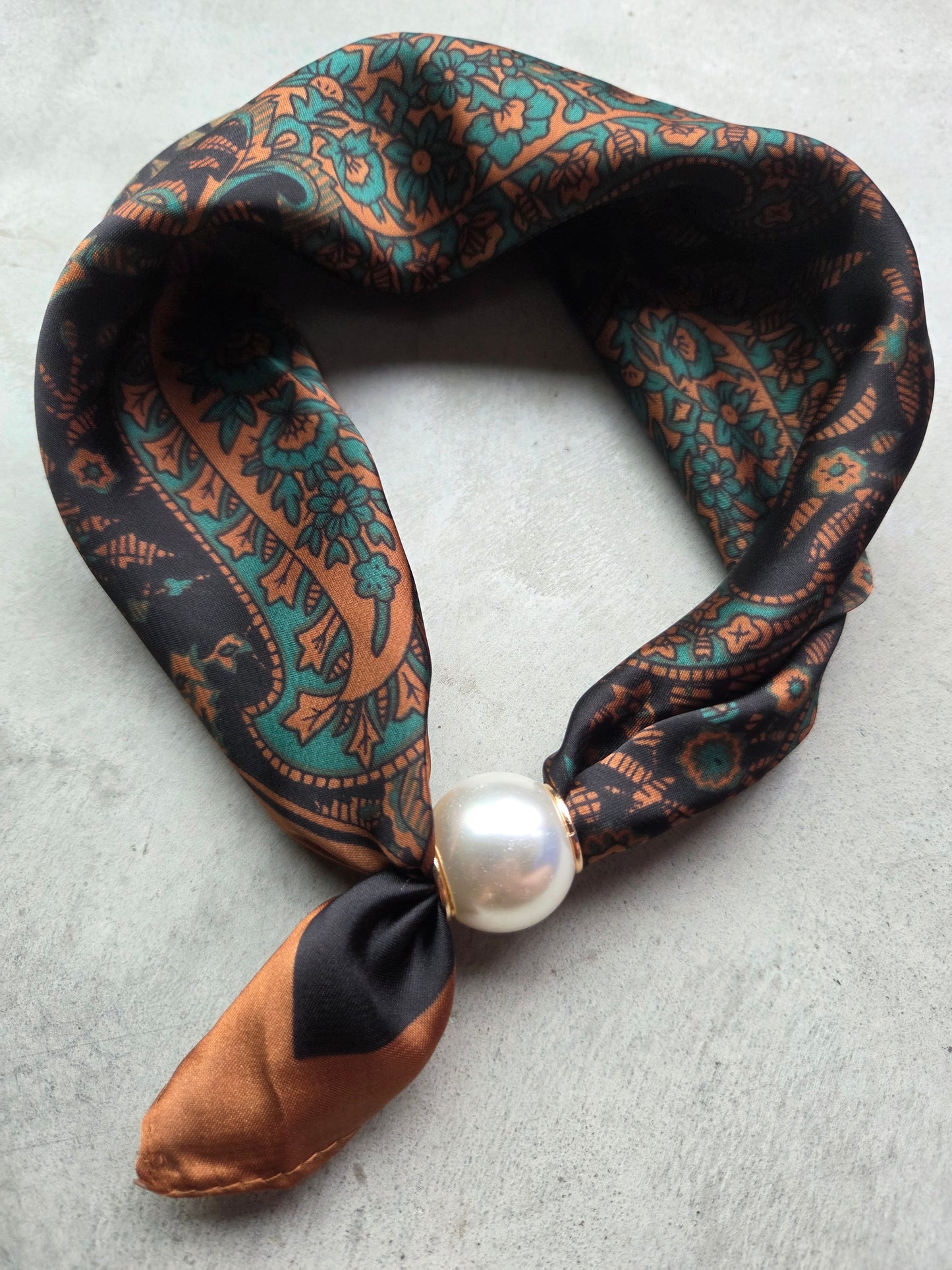 Paisley Sjaalketting met Parel