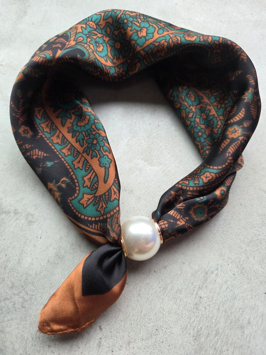 Paisley Sjaalketting met Parel